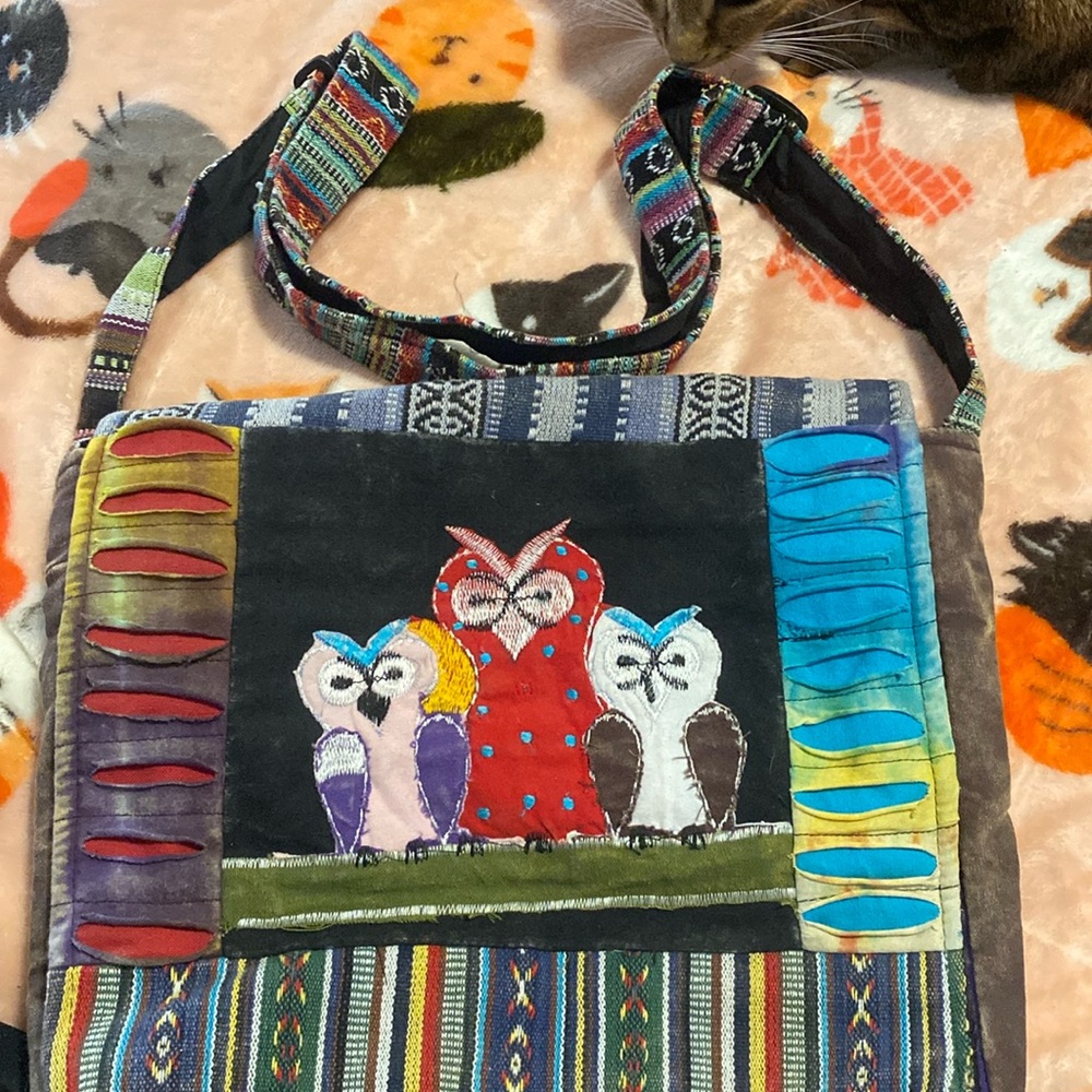 Boho Owl Satchel

Super cute never used